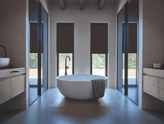 Sonnen- und Sichtschutz im Badezimmer